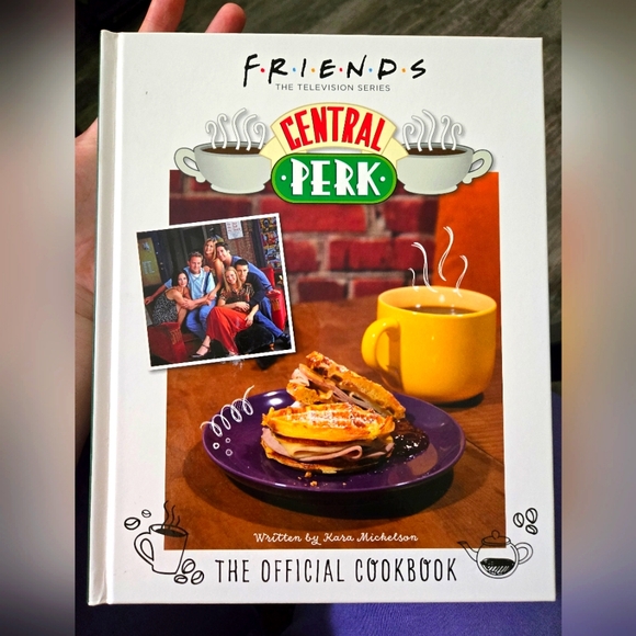FRIENDS TV Show Official Cook Book - Picture 1 of 5